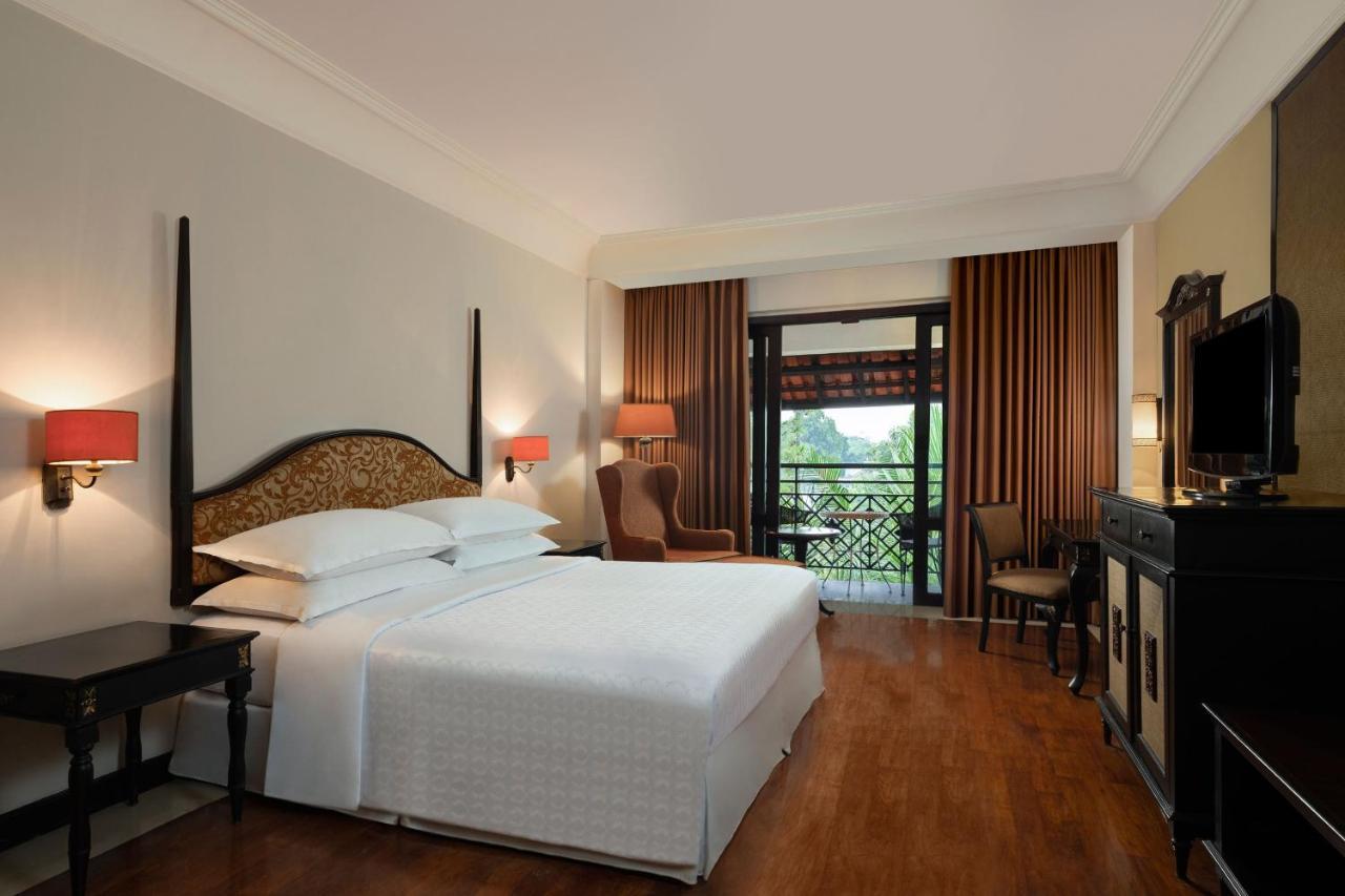 Mustika Yogyakarta Resort And Spa Maguwo Exterior photo